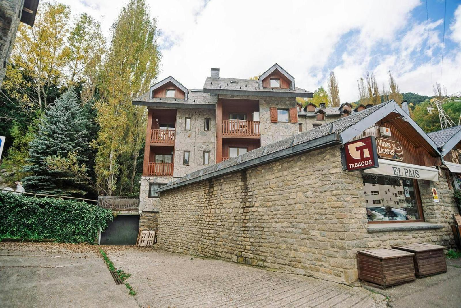 La Casita Del Arbol Διαμέρισμα Sallent de Gállego Εξωτερικό φωτογραφία