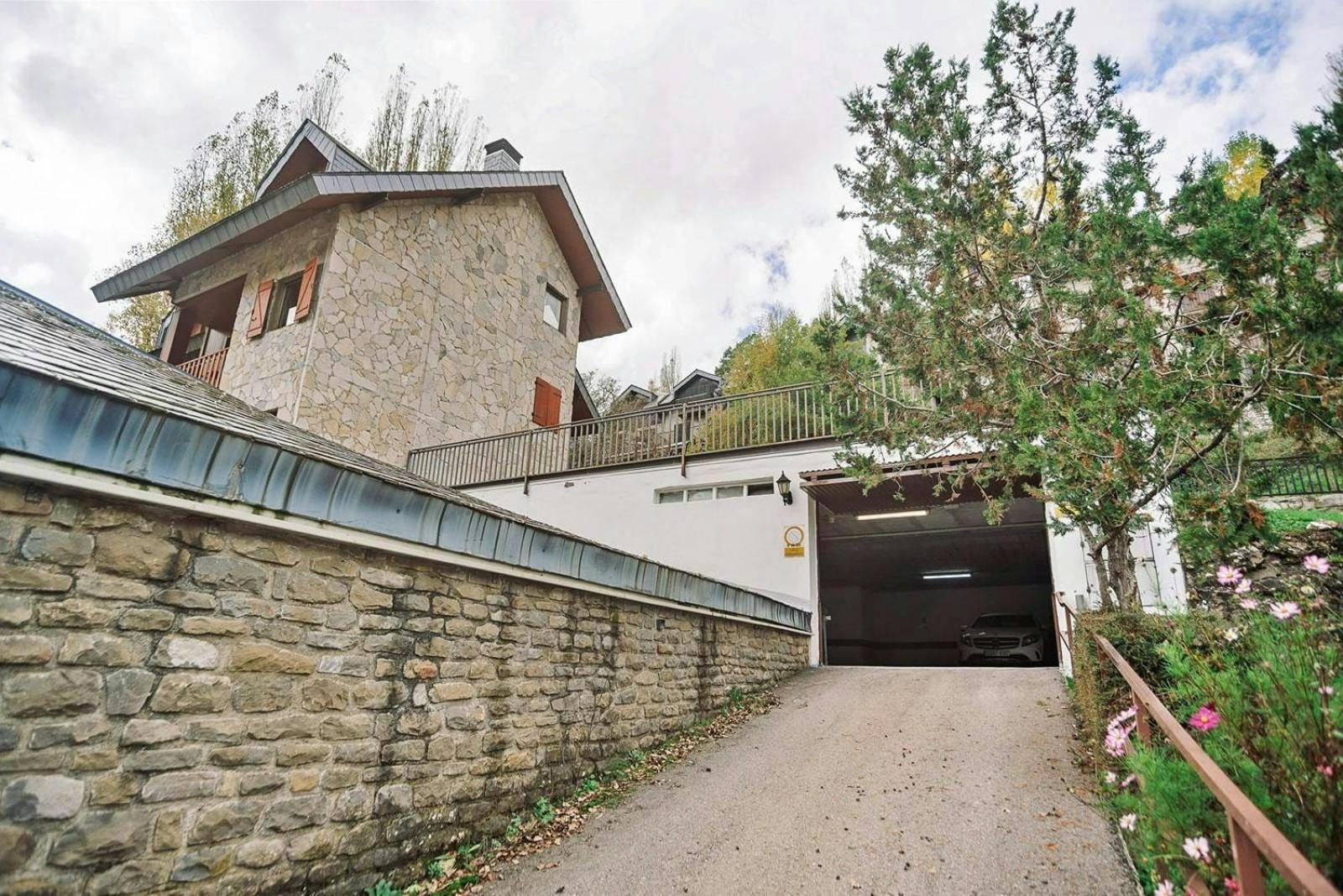 La Casita Del Arbol Διαμέρισμα Sallent de Gállego Εξωτερικό φωτογραφία